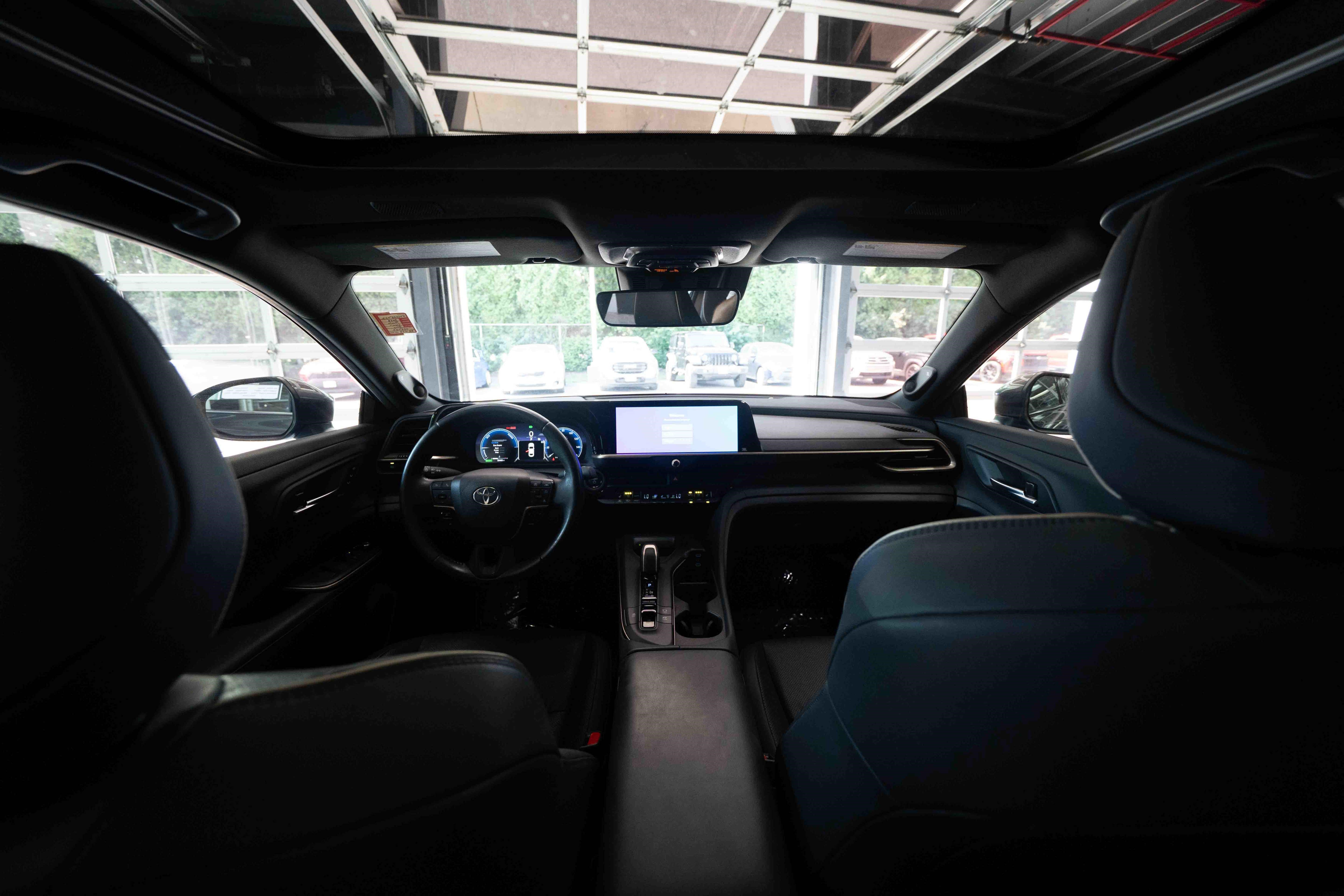 Used 2023 Toyota Crown AWD/4WD image 19