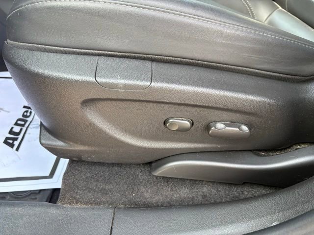 Used 2022 Buick Encore Preferred image 17