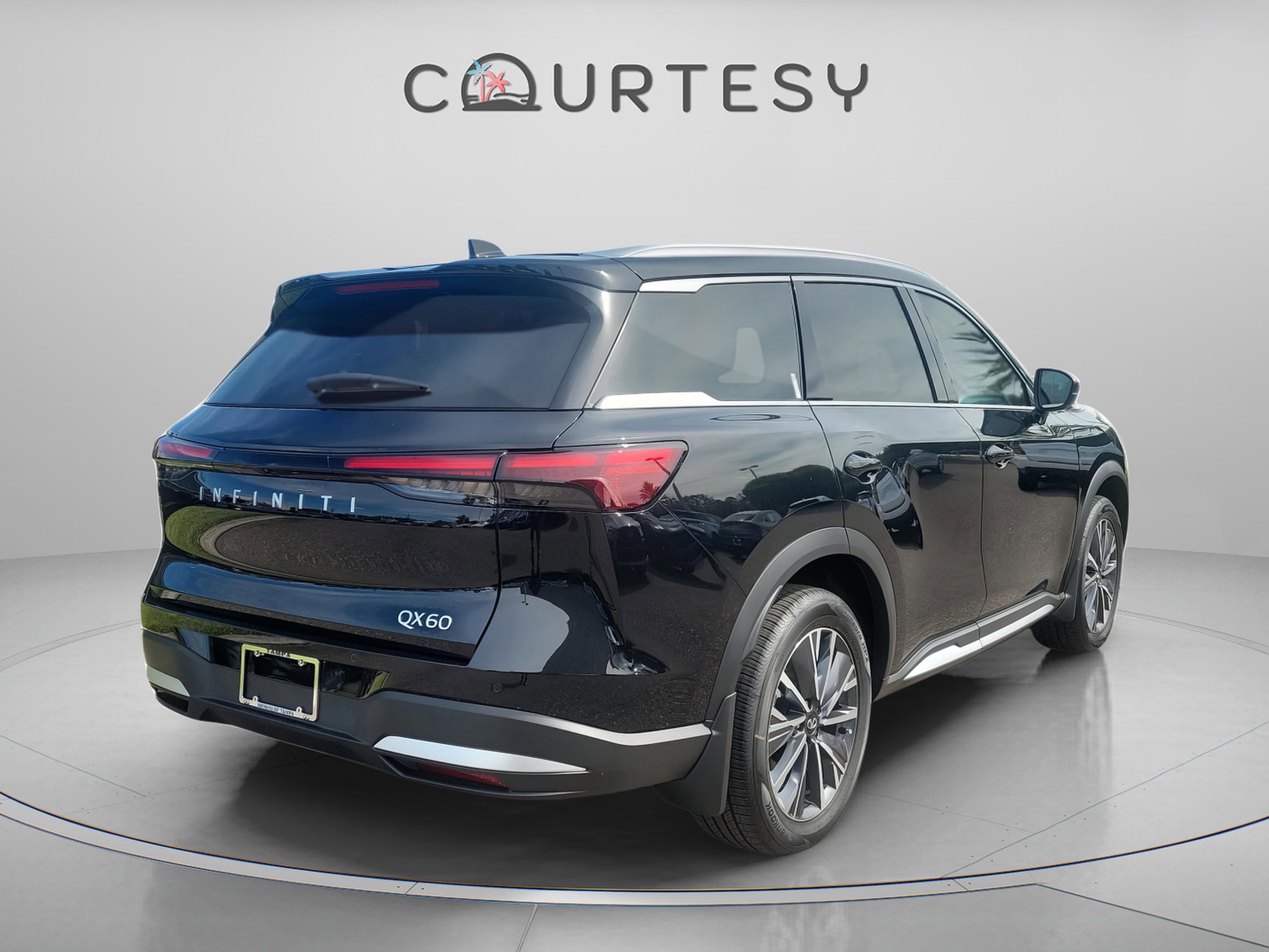 New 2026 INFINITI QX60 Luxe w/ Cargo Package image 4