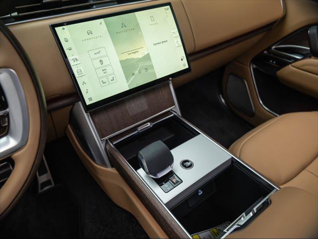 New 2026 Land Rover Range Rover Long Wheelbase Autobiography AWD/4WD image 22