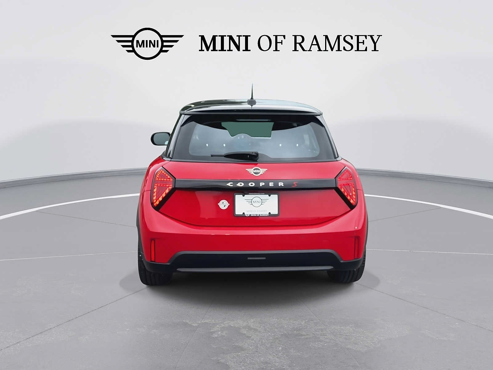Used 2025 MINI Cooper S FWD image 7