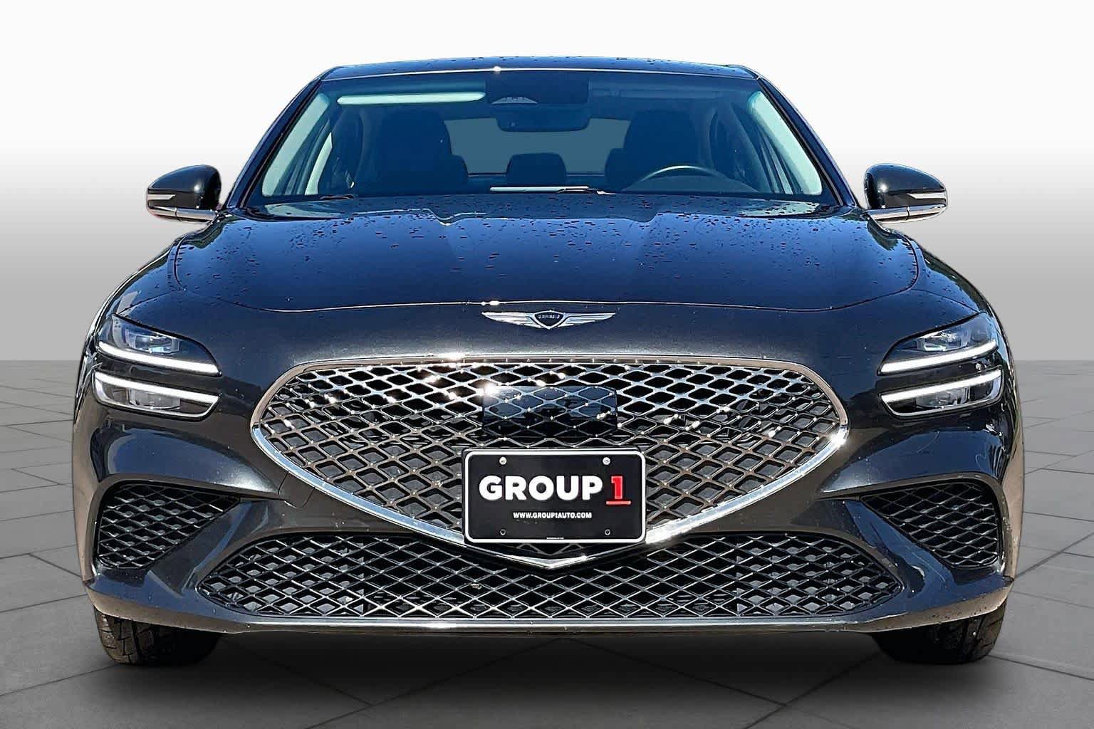 Used 2025 Genesis G70 2.5T RWD image 4