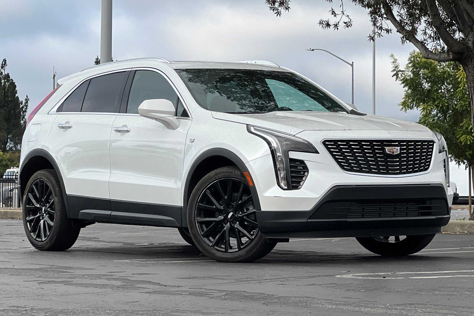 Used 2023 Cadillac XT4 Luxury w/ Cold Weather Package