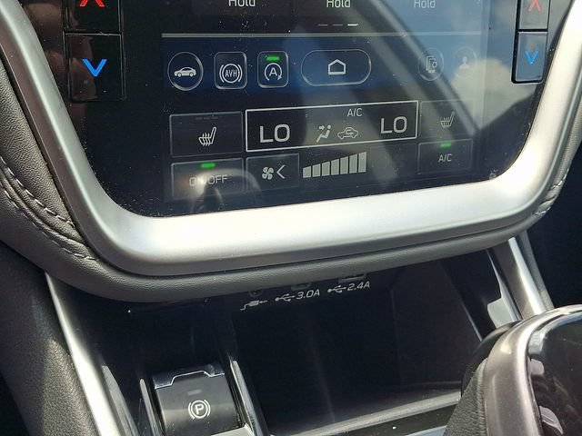 Used 2025 Subaru Outback Onyx Edition AWD/4WD image 16