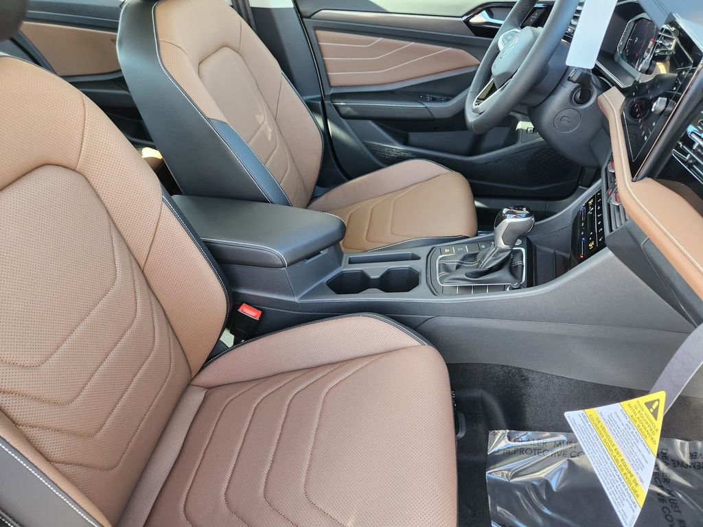 New 2026 Volkswagen Jetta SEL image 4