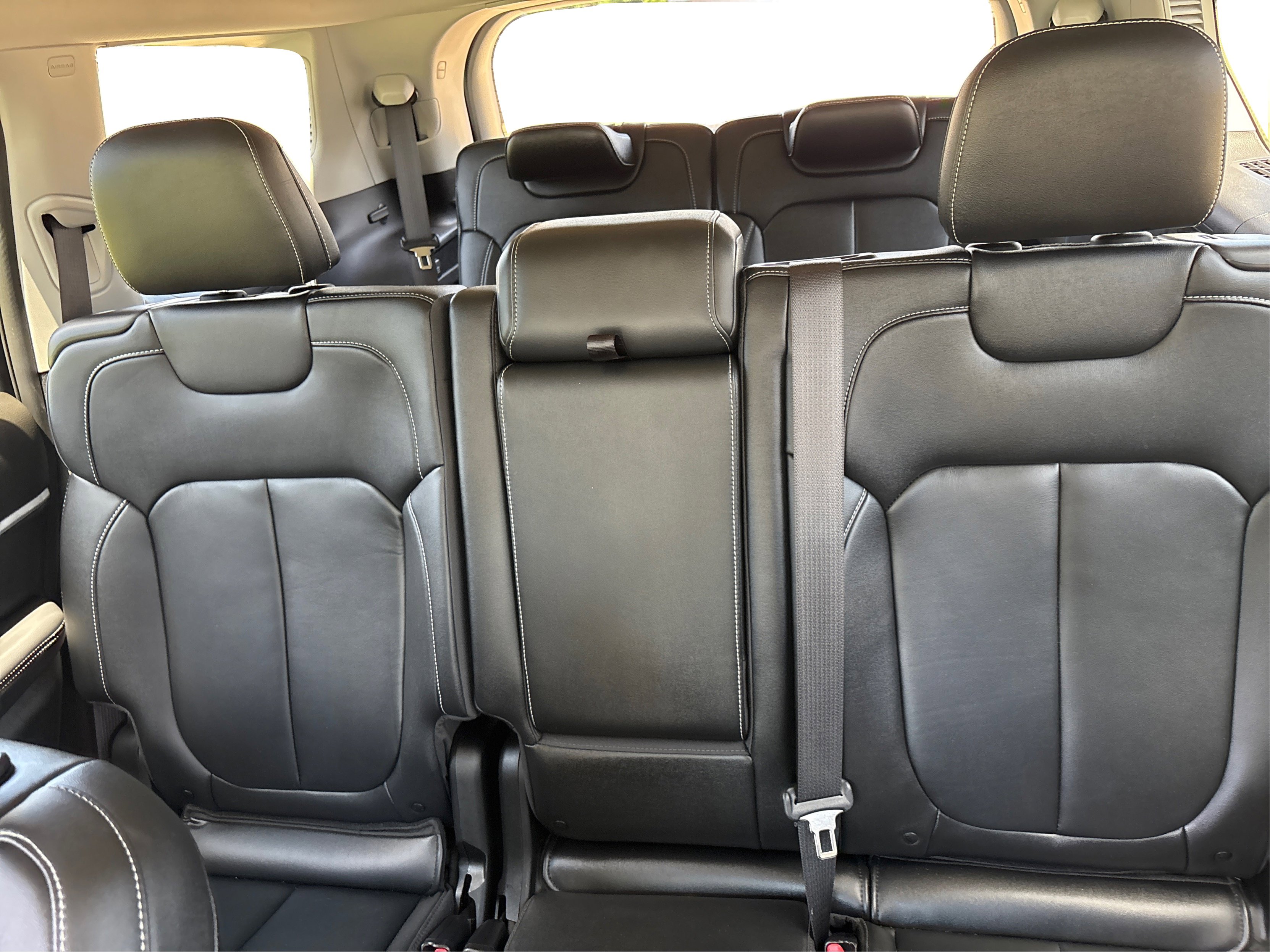 Used 2023 Jeep Grand Cherokee L Limited image 17