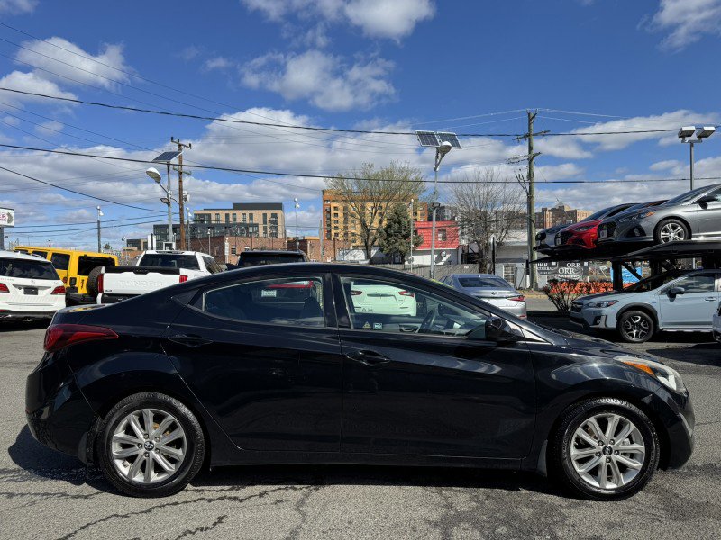 Used 2015 Hyundai Elantra SE w/ Option Group 02 image 6