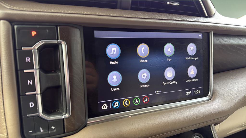 Used 2021 GMC Yukon Denali w/ Advanced Technology Package image 25