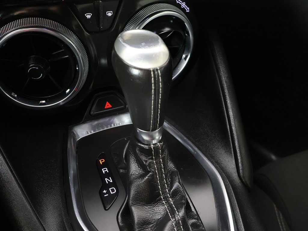 Used 2020 Chevrolet Camaro LT image 45