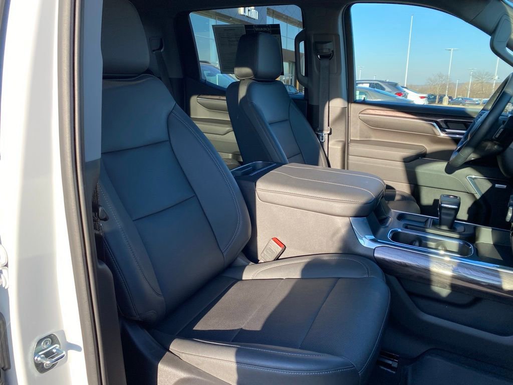 Used 2023 Chevrolet Silverado 1500 LTZ image 28