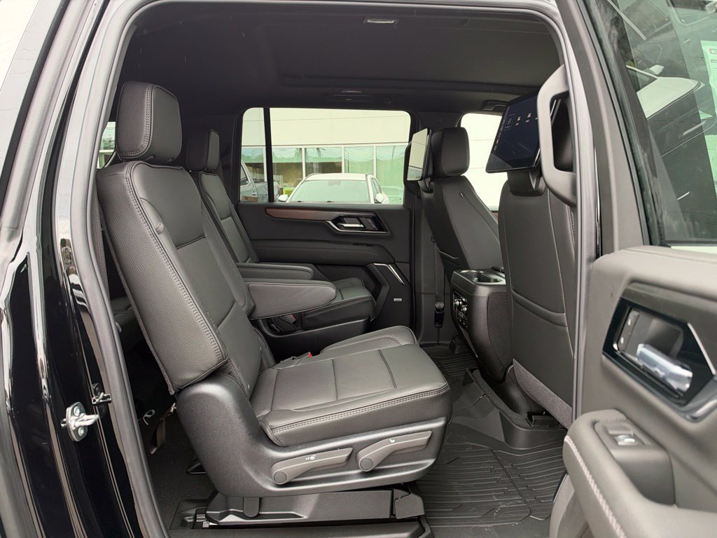 New 2026 GMC Yukon XL Denali w/ Denali Reserve Package AWD/4WD image 27