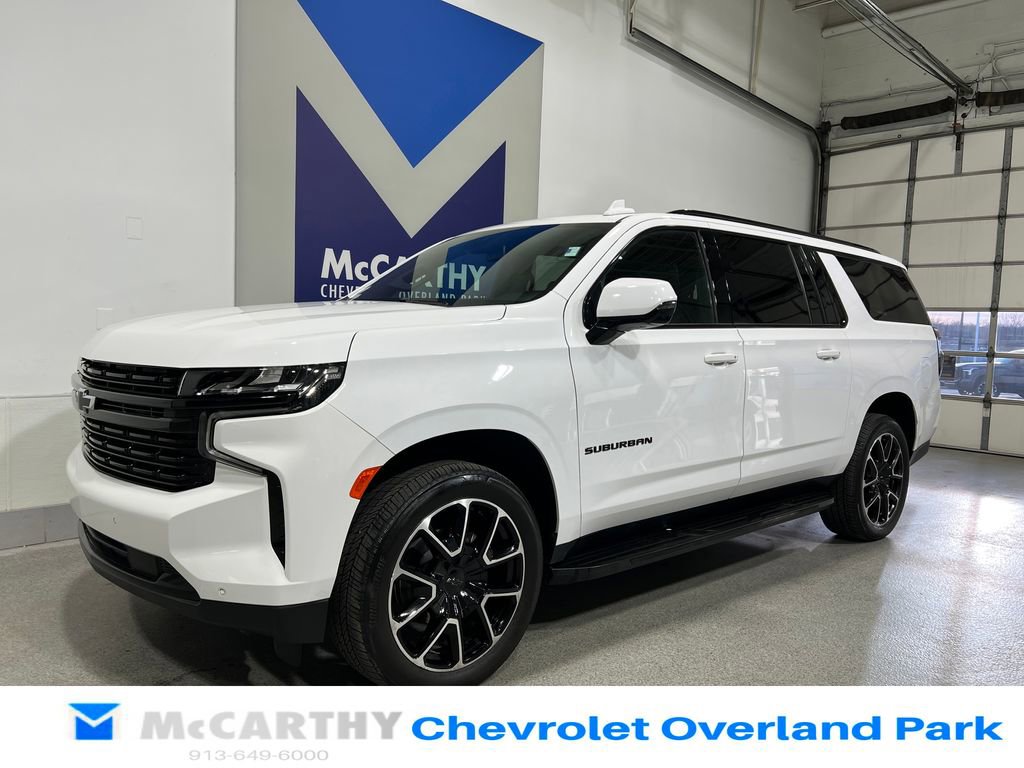 Used 2024 Chevrolet Suburban RST w/ Luxury Package AWD/4WD image 9