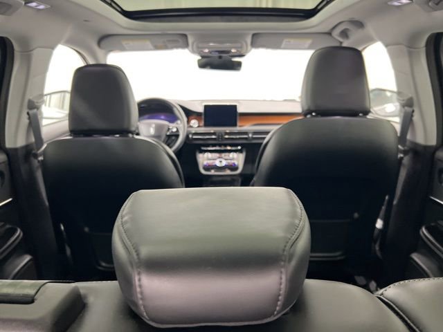 Used 2021 Lincoln Corsair Reserve image 12