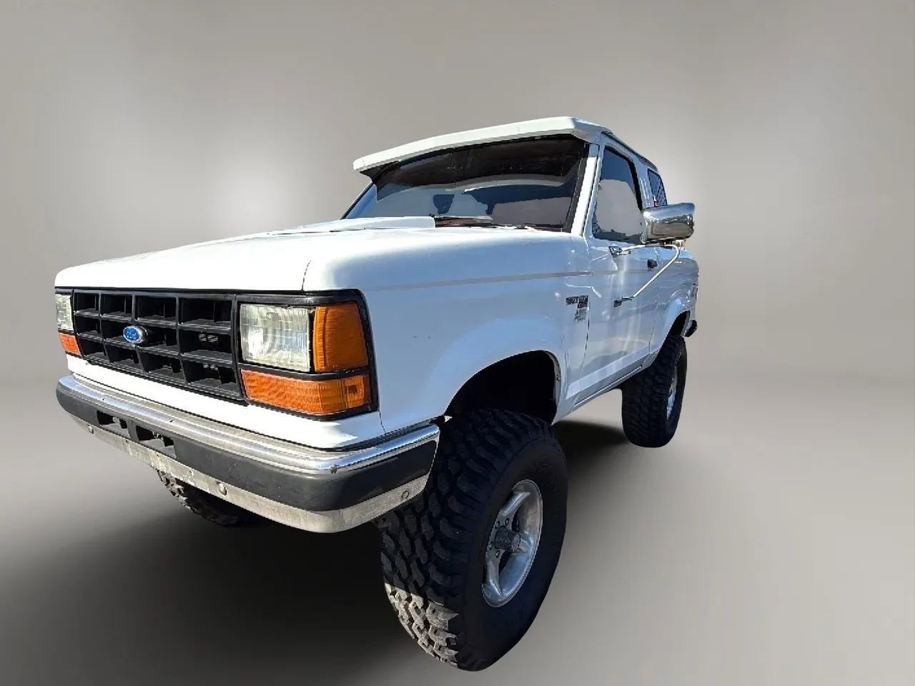 Used 1989 Ford Bronco II 4WD image 1