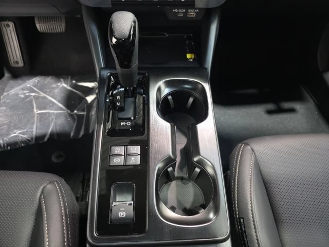 New 2026 Subaru Outback Limited XT AWD/4WD image 23