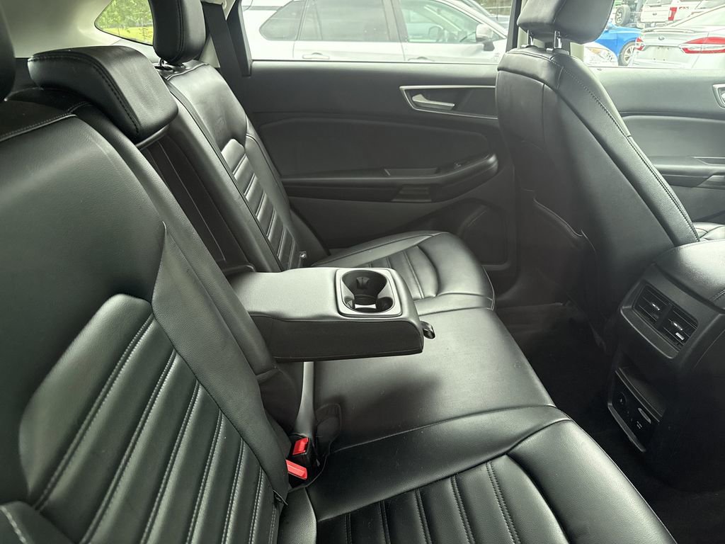 Used 2023 Ford Edge SEL w/ Convenience Package image 15