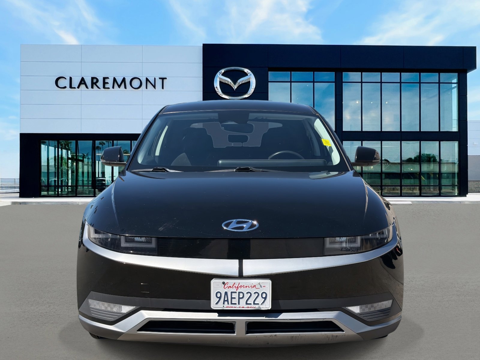 Used 2022 Hyundai Ioniq 5 SE image 2