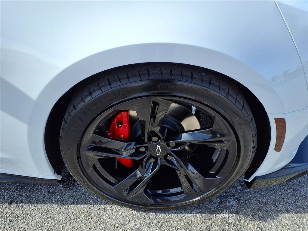 Used 2024 Chevrolet Camaro SS image 9