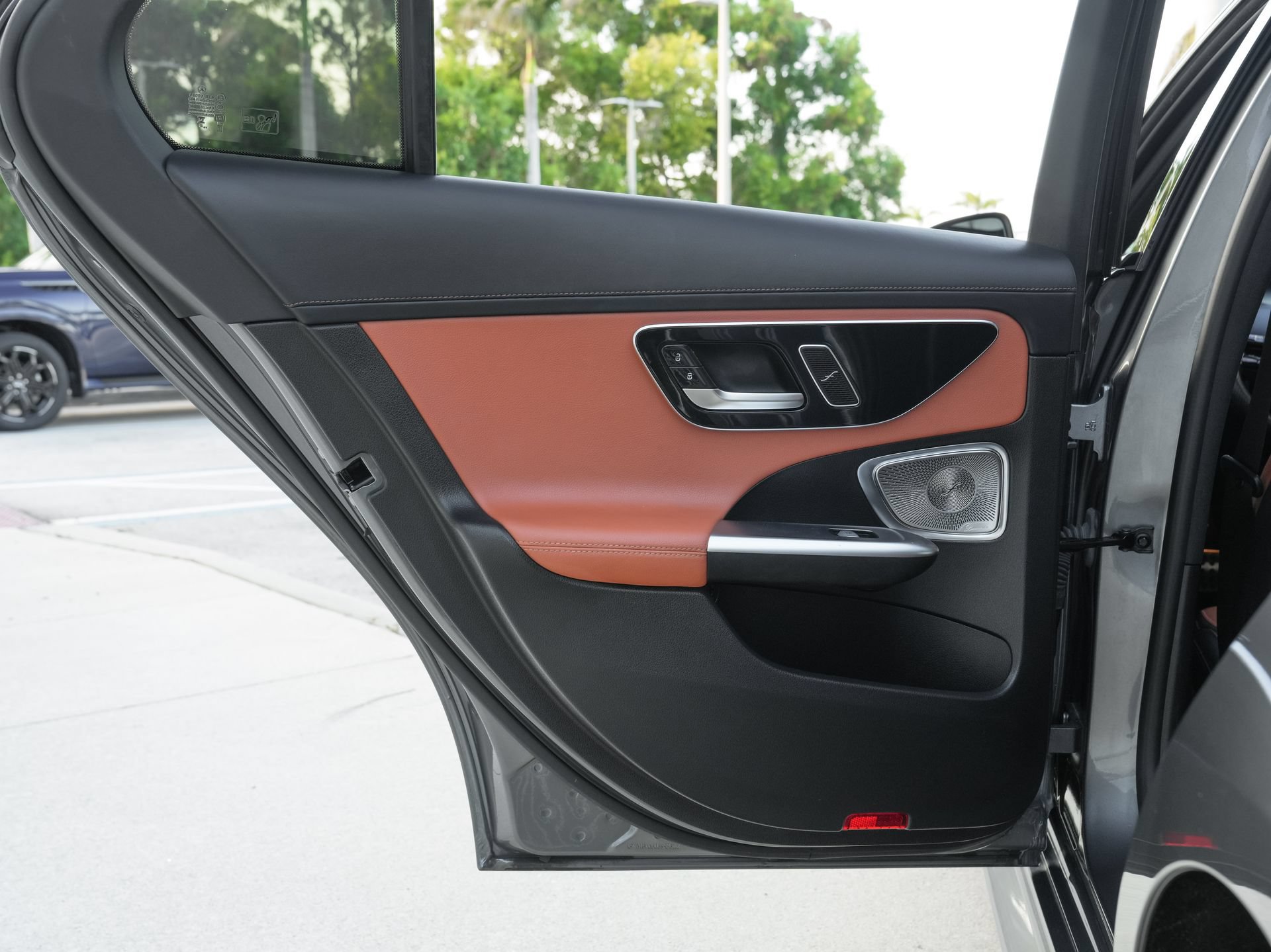 Used 2024 Mercedes-Benz C 300 Sedan image 32