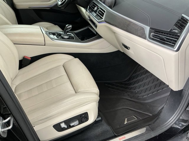 Used 2020 BMW X5 xDrive40i w/ Premium Package AWD/4WD image 11