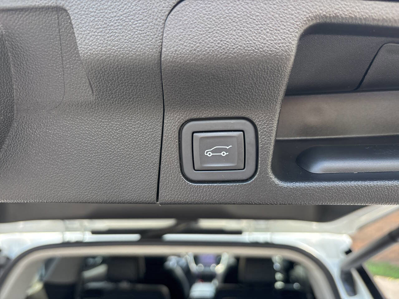 Used 2023 GMC Acadia SLT w/ Preferred Package FWD image 36