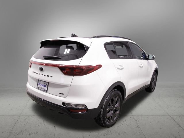 Used 2022 Kia Sportage Nightfall Edition image 7