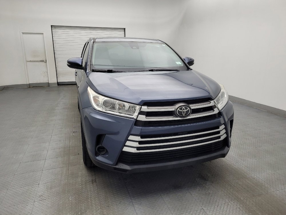 Used 2019 Toyota Highlander LE FWD image 14