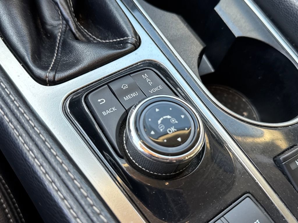 Used 2023 Nissan Maxima SV w/ Floor Mat Group image 32