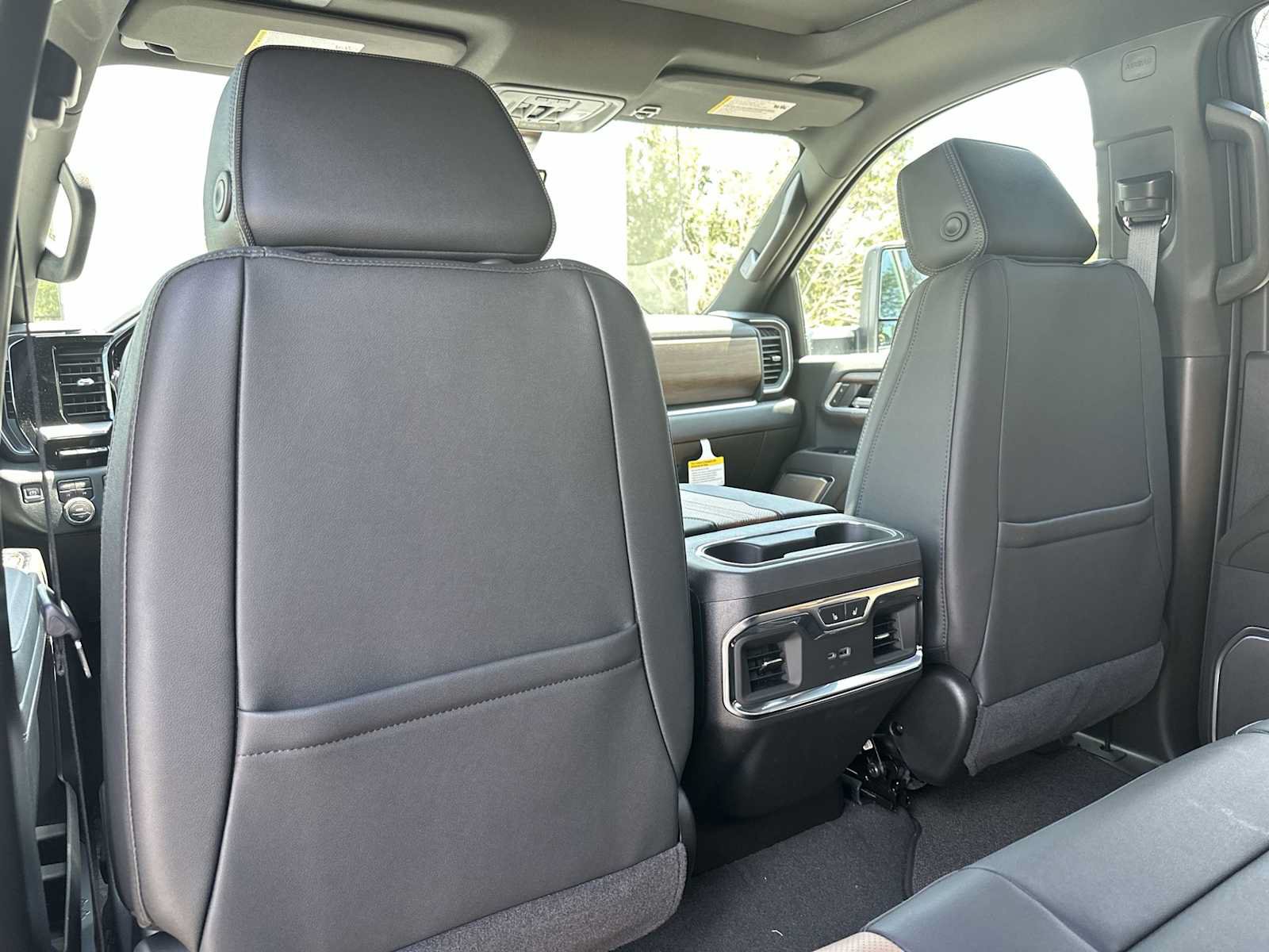 New 2026 Chevrolet Silverado 3500 High Country w/ High Country Premium Package AWD/4WD image 16