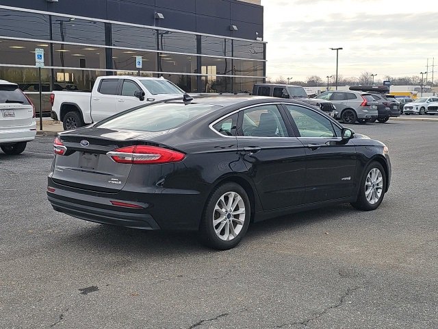 Used 2019 Ford Fusion SEL image 12