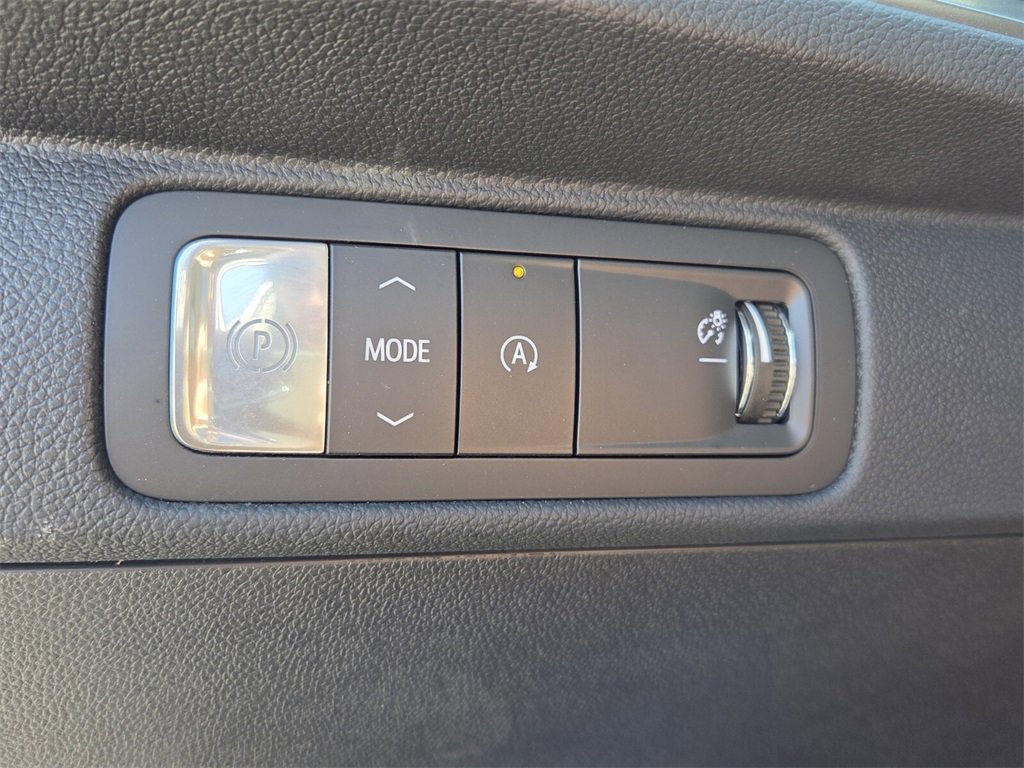 New 2026 Chevrolet Traverse LT w/ Enhanced Driving Package image 27