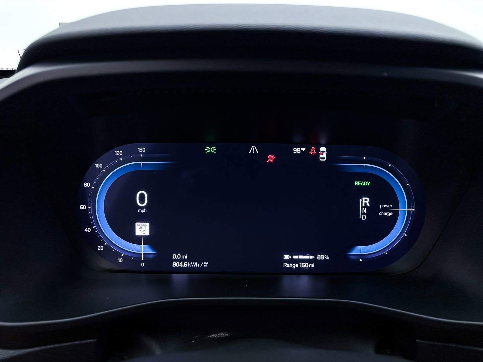 Used 2023 Volvo XC40 Recharge Plus AWD/4WD image 33