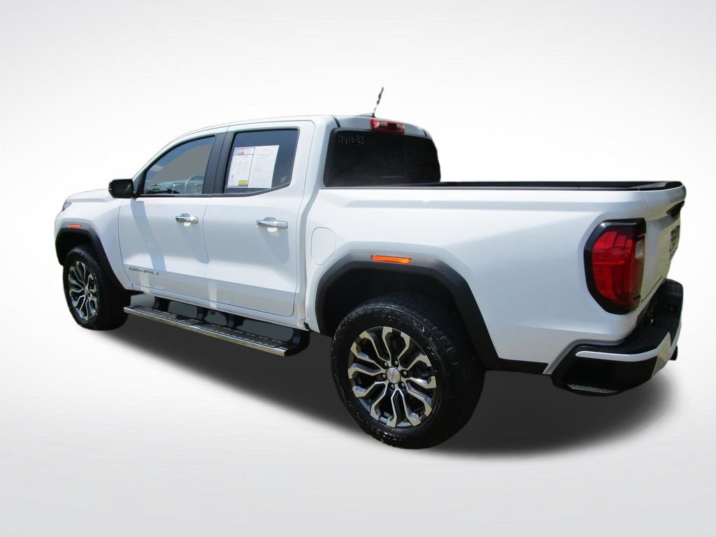 Used 2024 GMC Canyon Denali AWD/4WD image 4