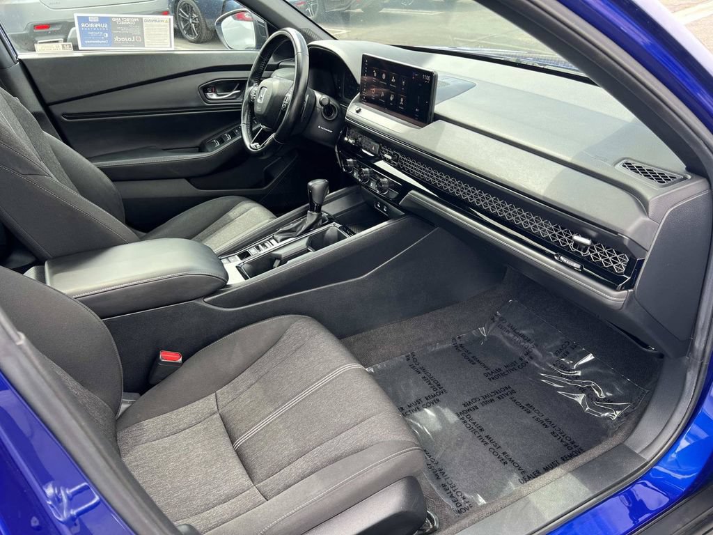 Used 2024 Honda Accord Sport image 29