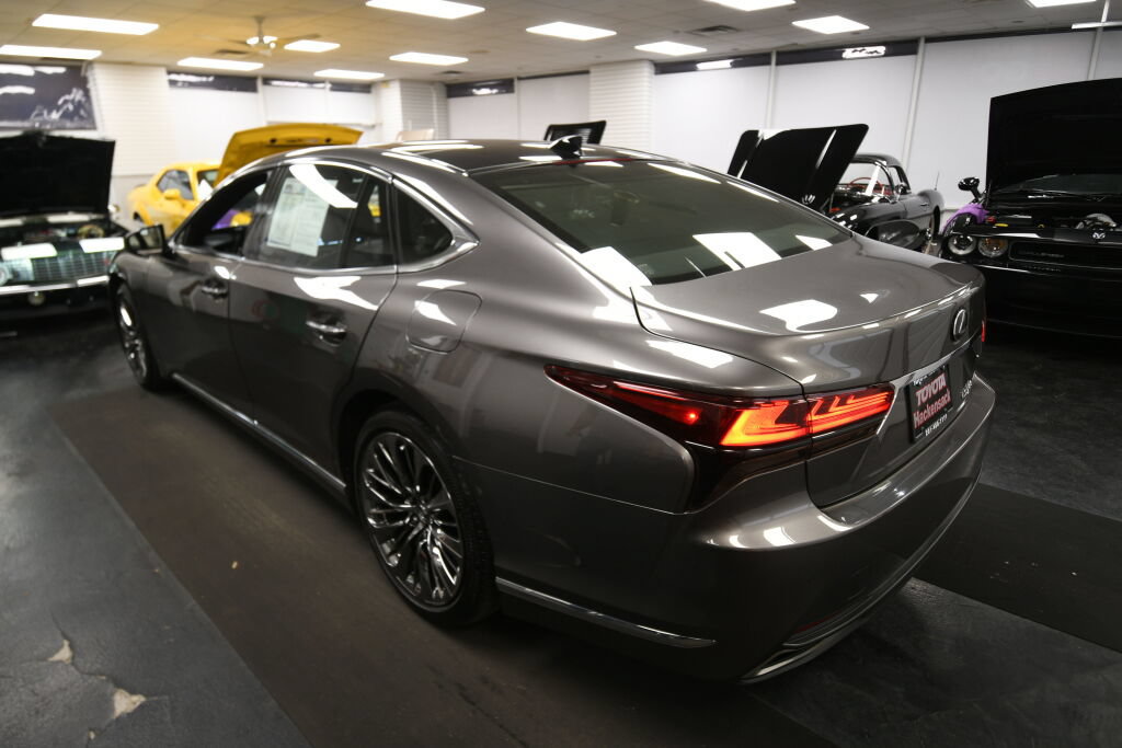 Used 2023 Lexus LS 500 AWD w/ Interior Upgrade Package image 6