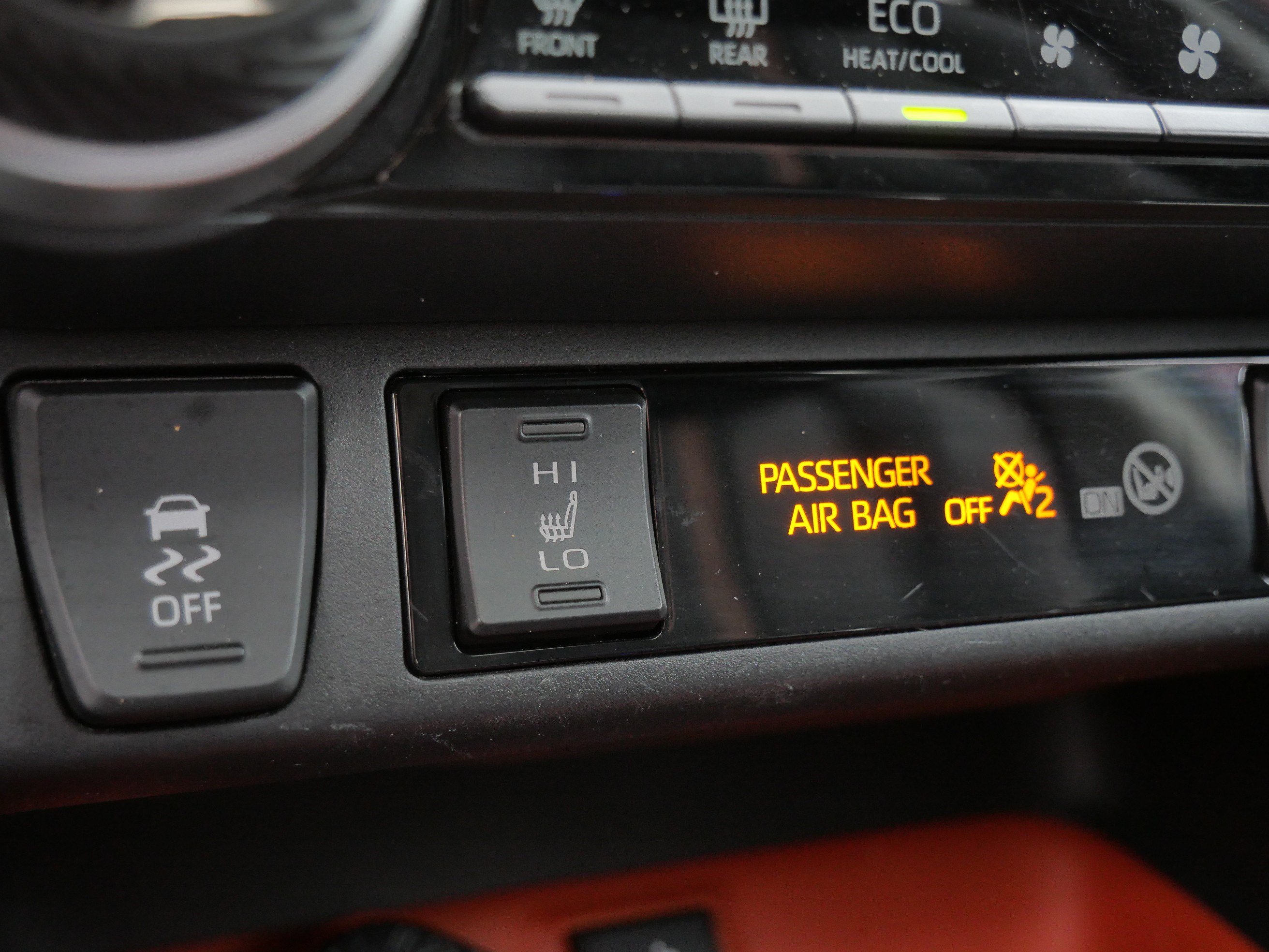 Used 2022 Toyota RAV4 Adventure w/ Convenience Package AWD/4WD image 30