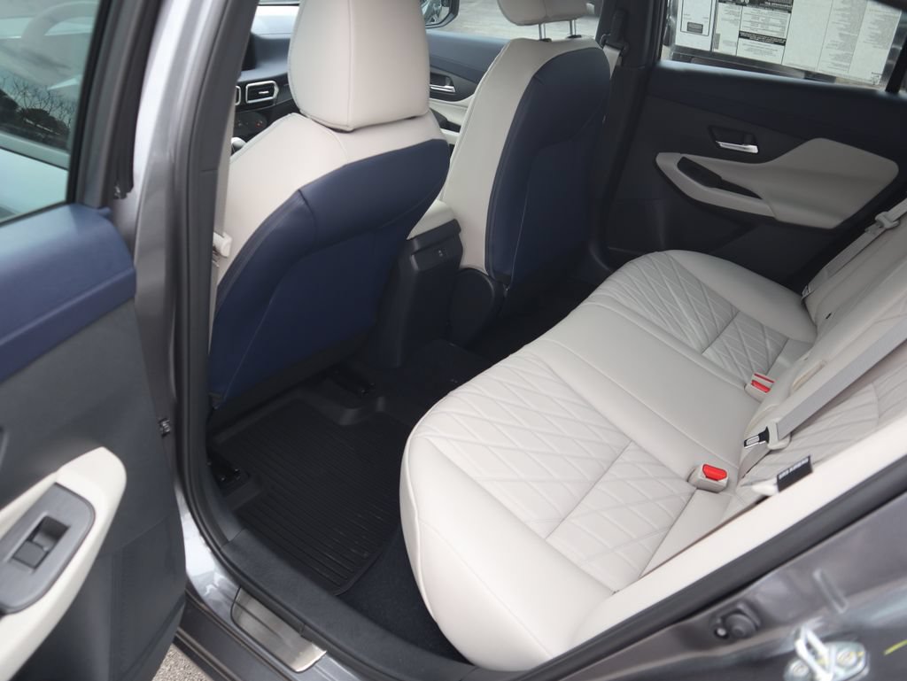 New 2026 Nissan Sentra SL w/ Floor Mat Package FWD image 10
