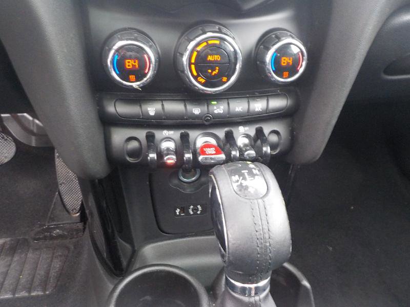 Used 2015 MINI Cooper S image 13