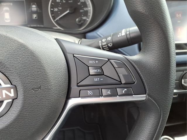 Used 2023 Nissan Versa SV image 18