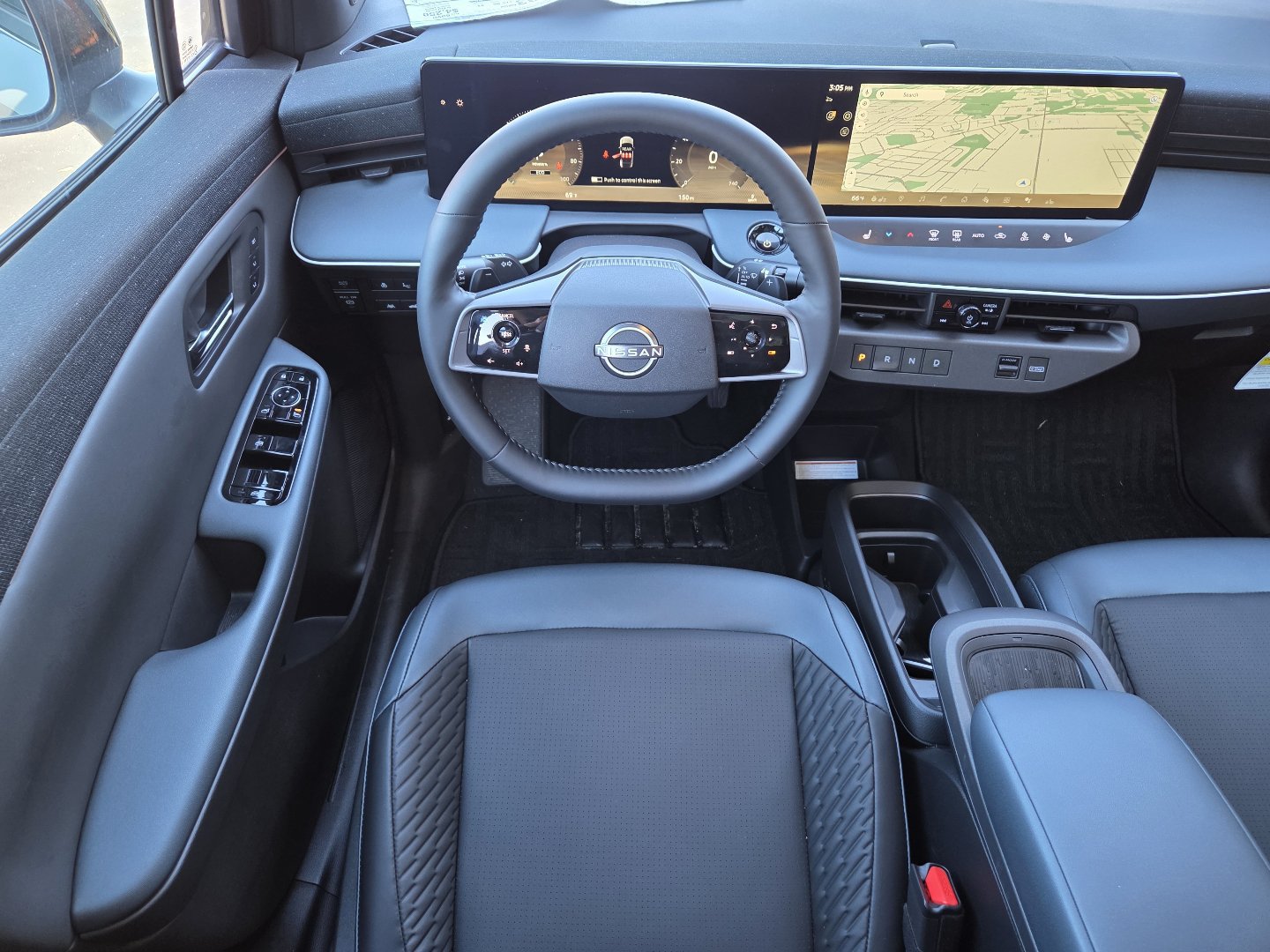 New 2026 Nissan Leaf Platinum+ w/ Cargo Package (Platinum+) FWD image 5