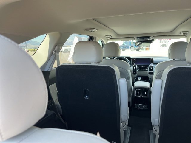 Used 2022 Kia Sorento SX image 10
