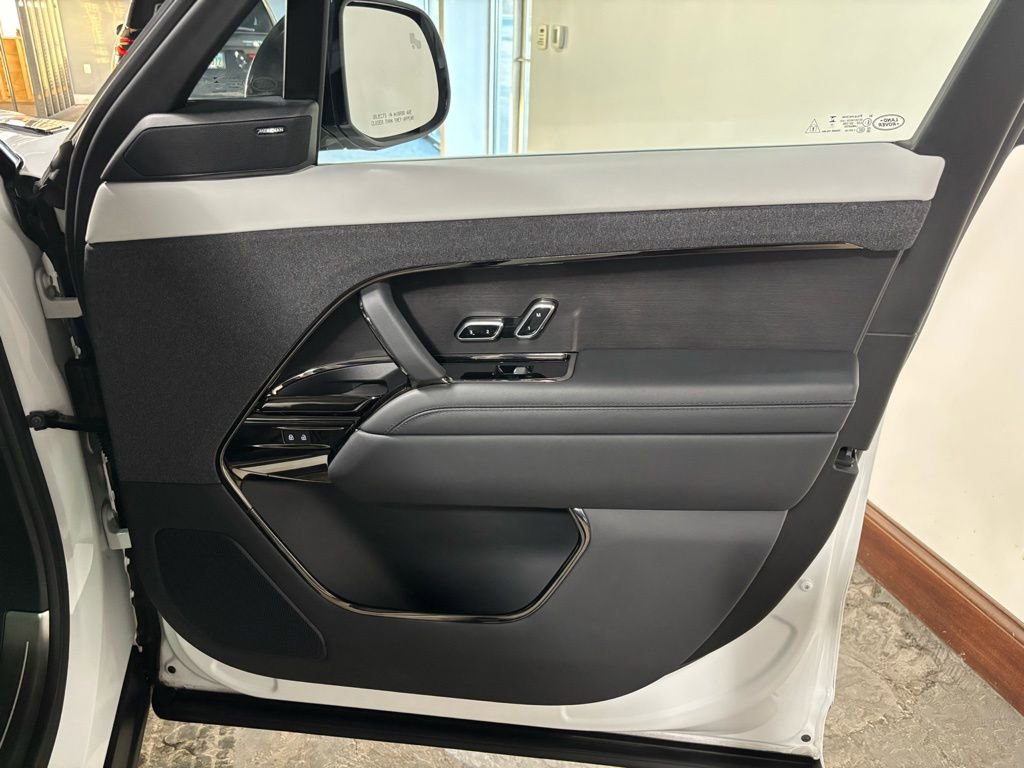 Used 2023 Land Rover Range Rover Sport Autobiography AWD/4WD image 18