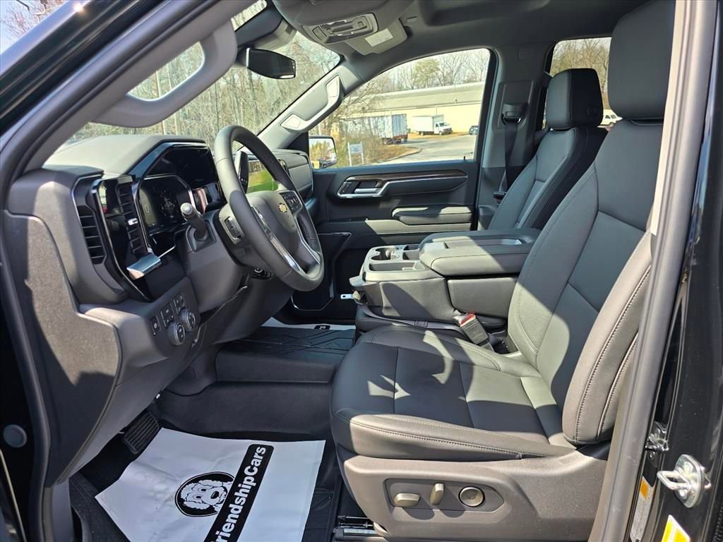 New 2026 Chevrolet Silverado 1500 LT w/ Safety Package AWD/4WD image 9