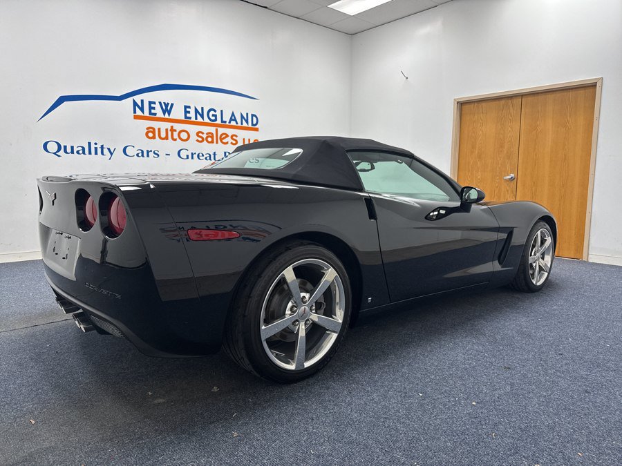 Used 2008 Chevrolet Corvette Convertible w/ Preferred Equipment Group RWD image 3