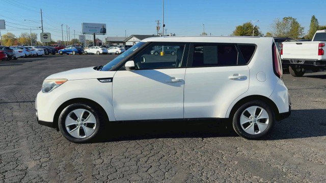 Used 2015 Kia Soul Base image 5