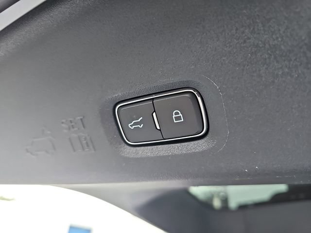 Used 2025 Ford Expedition Max Active RWD image 15