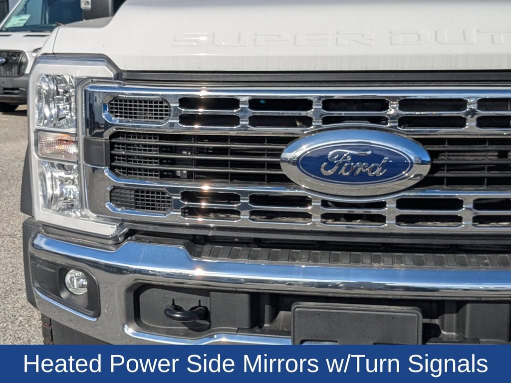 Used 2025 Ford F550 4x4 Regular Cab Super Duty image 10