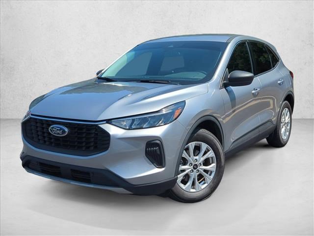 Used 2024 Ford Escape Active w/ Cold Weather Package FWD image 1
