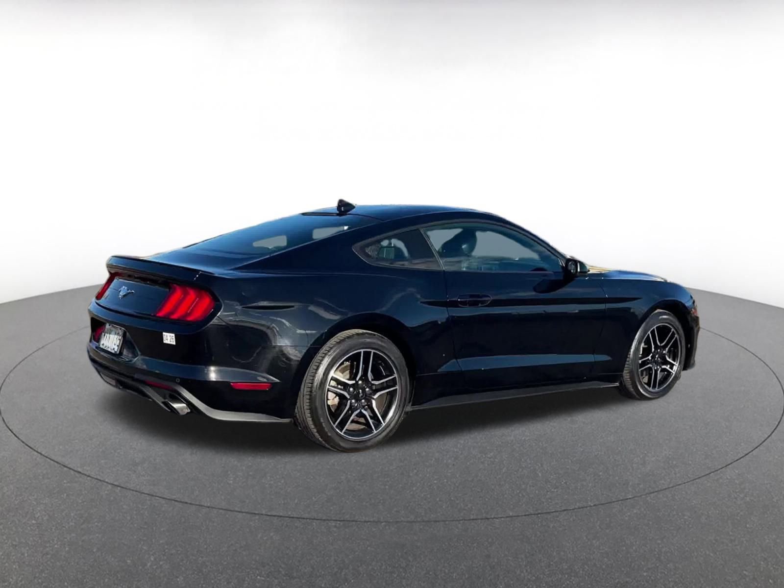 Used 2023 Ford Mustang Premium image 15