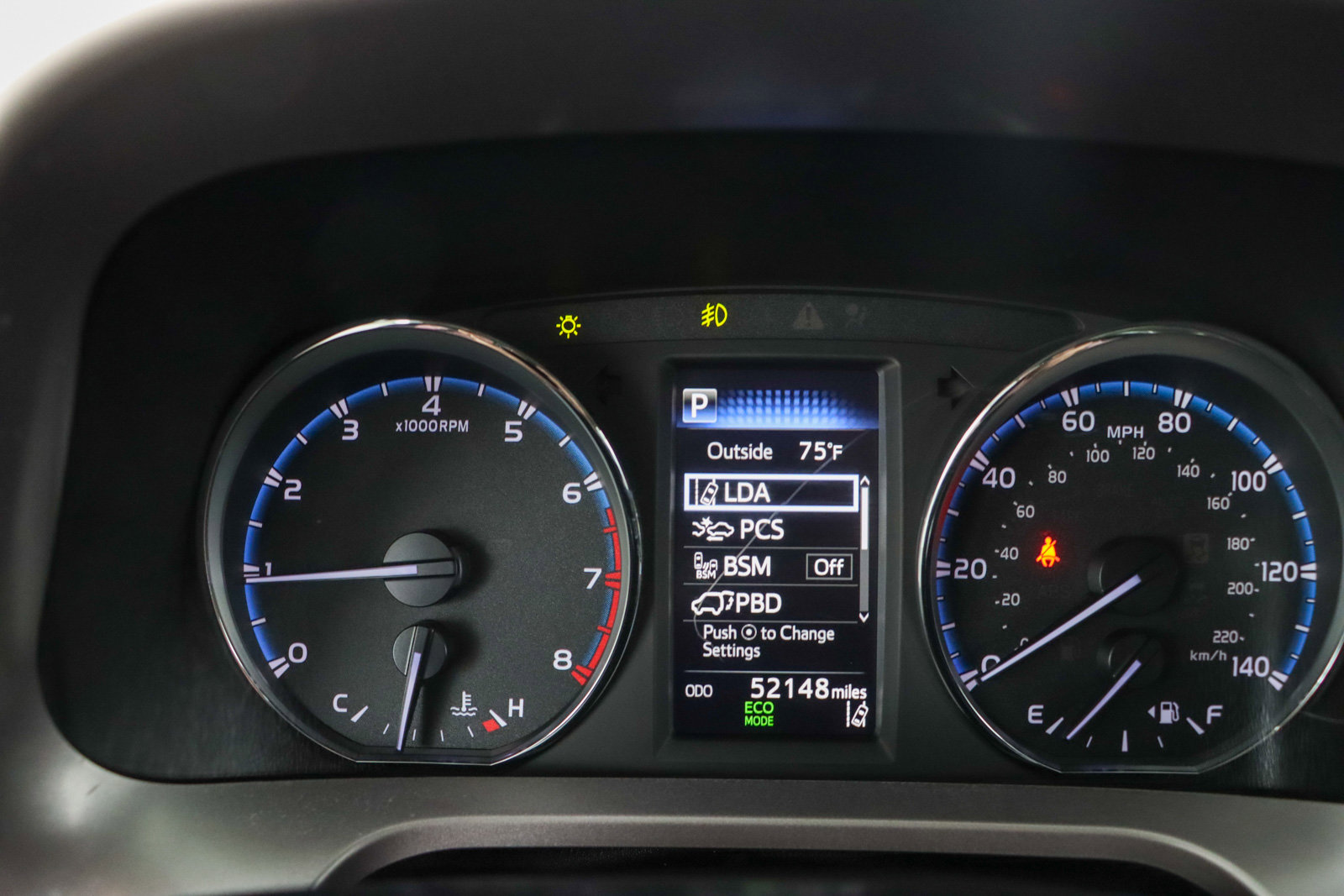 Used 2018 Toyota RAV4 Limited FWD image 15